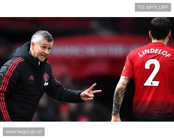 曼联中场结构失衡，控球优势难转化为比赛控制